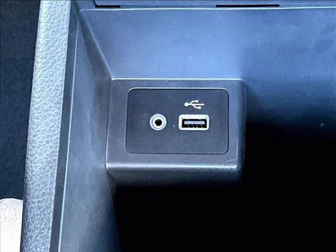 Used 2019 Nissan Sentra SV image 26