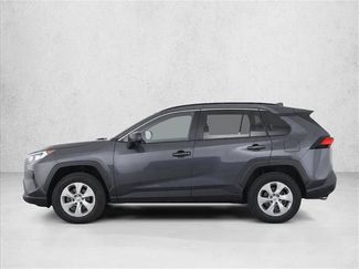 Used 2020 Toyota RAV4 LE FWD video 4