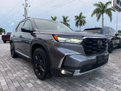 Used 2025 Honda Pilot Touring