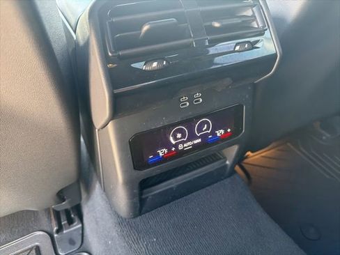 Certified 2026 BMW 530i w/ M Sport Package RWD image 19