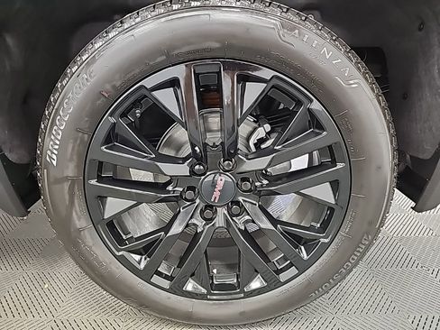 New 2026 GMC Sierra 1500 Denali w/ Technology Package AWD/4WD image 43