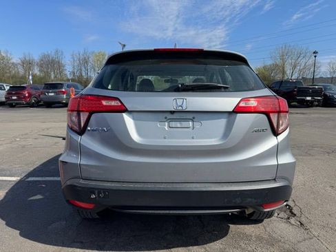 Used 2018 Honda HR-V LX image 3