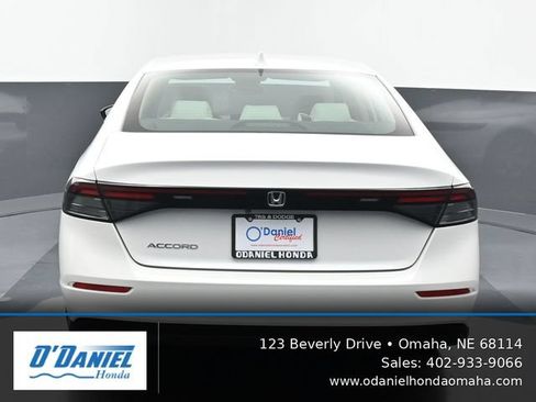 Used 2023 Honda Accord EX image 5