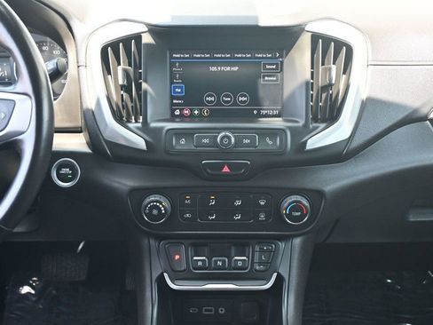 Used 2020 GMC Terrain SLE image 10