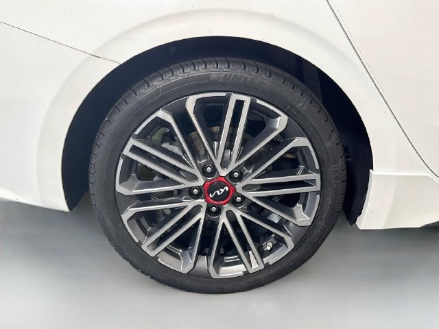 Used 2022 Kia Forte GT w/ GT Technology Package FWD image 32
