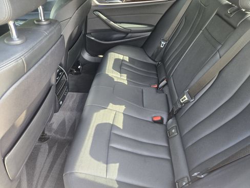 Used 2020 BMW 530i w/ Convenience Package RWD image 28