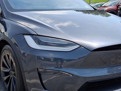 Used 2022 Tesla Model X Plaid AWD/4WD image 10
