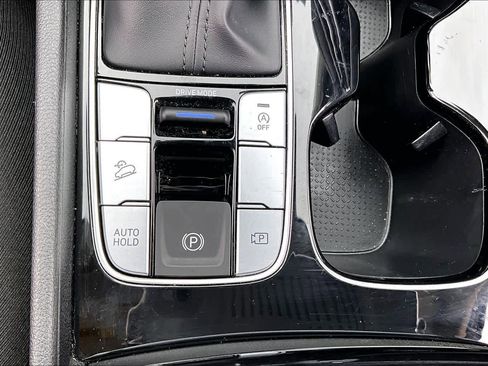 Used 2020 Hyundai Santa Fe SEL w/ Convenience + Premium Package FWD image 33