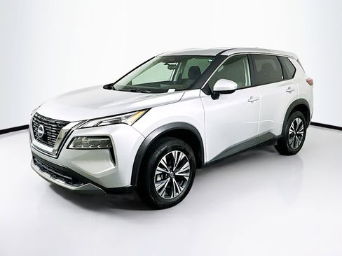 Used 2023 Nissan Rogue SV FWD image 3