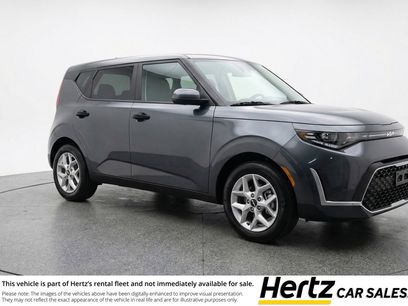 Used 2025 Kia Soul LX w/ LX Technology Package