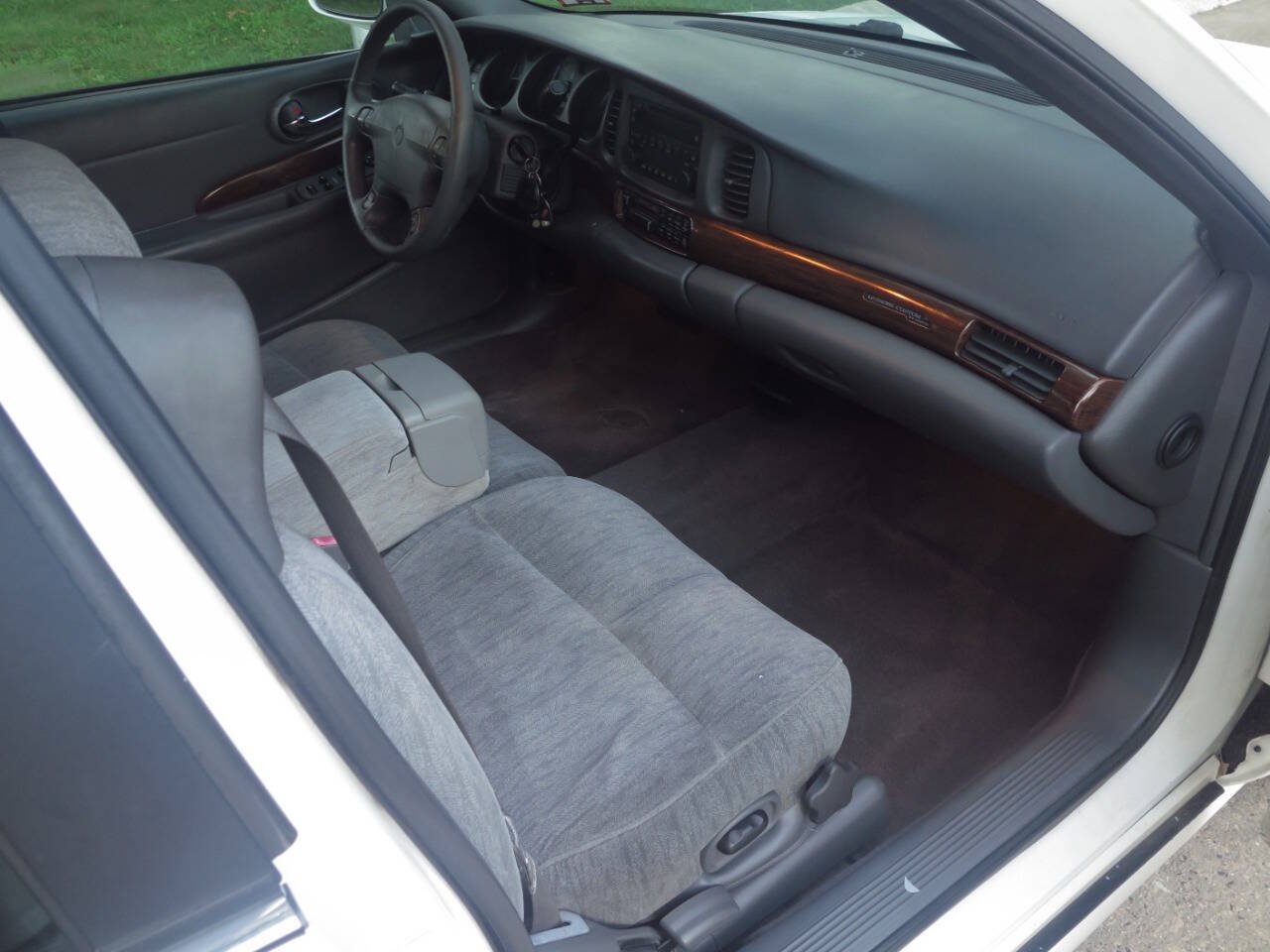 Used 2005 Buick Le Sabre Custom FWD image 17