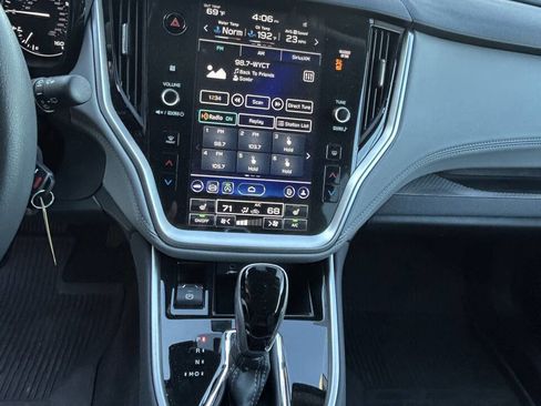 Used 2025 Subaru Outback Premium image 15