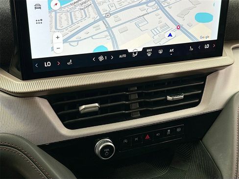 Certified 2025 Ford Explorer Active image 17