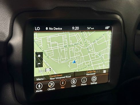 Used 2023 Jeep Renegade Trailhawk image 16