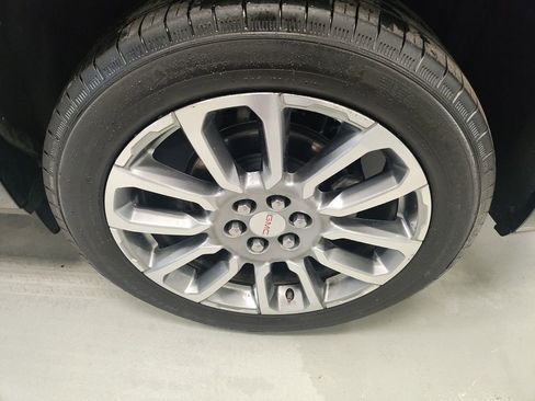 Used 2023 GMC Acadia Denali w/ Denali Technology Package FWD image 20