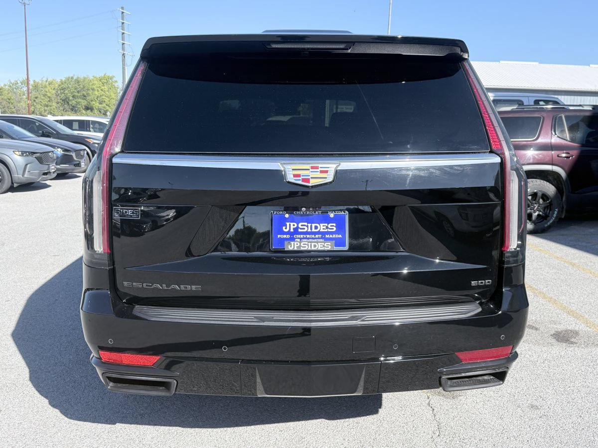 Used 2023 Cadillac Escalade ESV Premium Luxury AWD/4WD image 6
