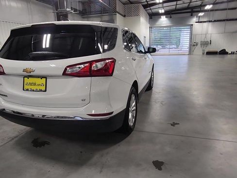 Used 2018 Chevrolet Equinox LT FWD image 4