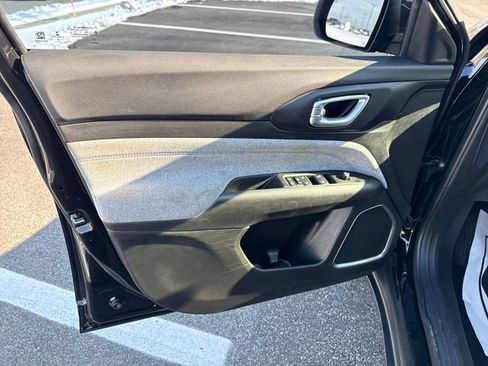 Used 2022 Jeep Compass Latitude w/ Convenience Group image 15