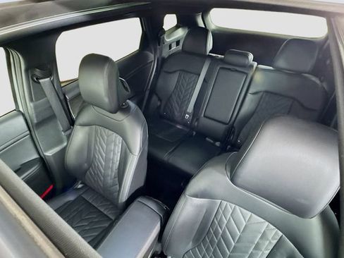 Used 2023 Kia Sportage X-Line w/ X-Line Premium Package AWD/4WD image 12