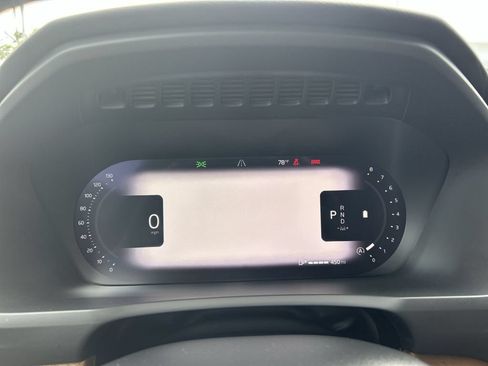 Used 2025 Volvo XC90 B6 Plus AWD/4WD image 19