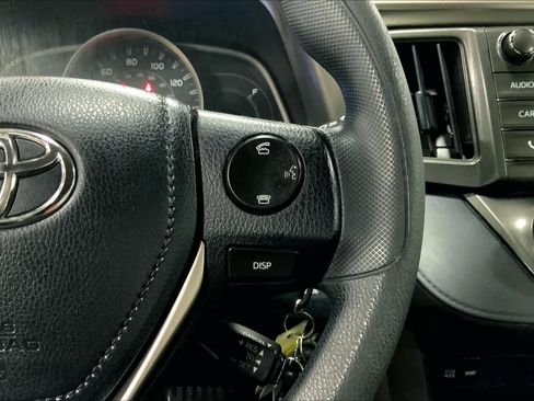 Used 2015 Toyota RAV4 LE AWD/4WD image 24