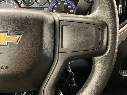 Used 2020 Chevrolet Silverado 1500 Custom w/ Custom Value Package AWD/4WD image 24