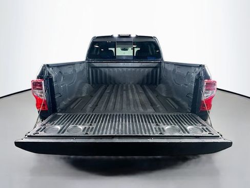 Used 2019 Nissan Titan S w/ S Utility Package image 24