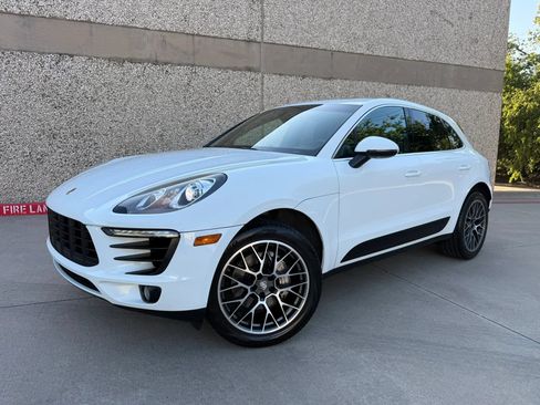 Used 2015 Porsche Macan S AWD/4WD image 2