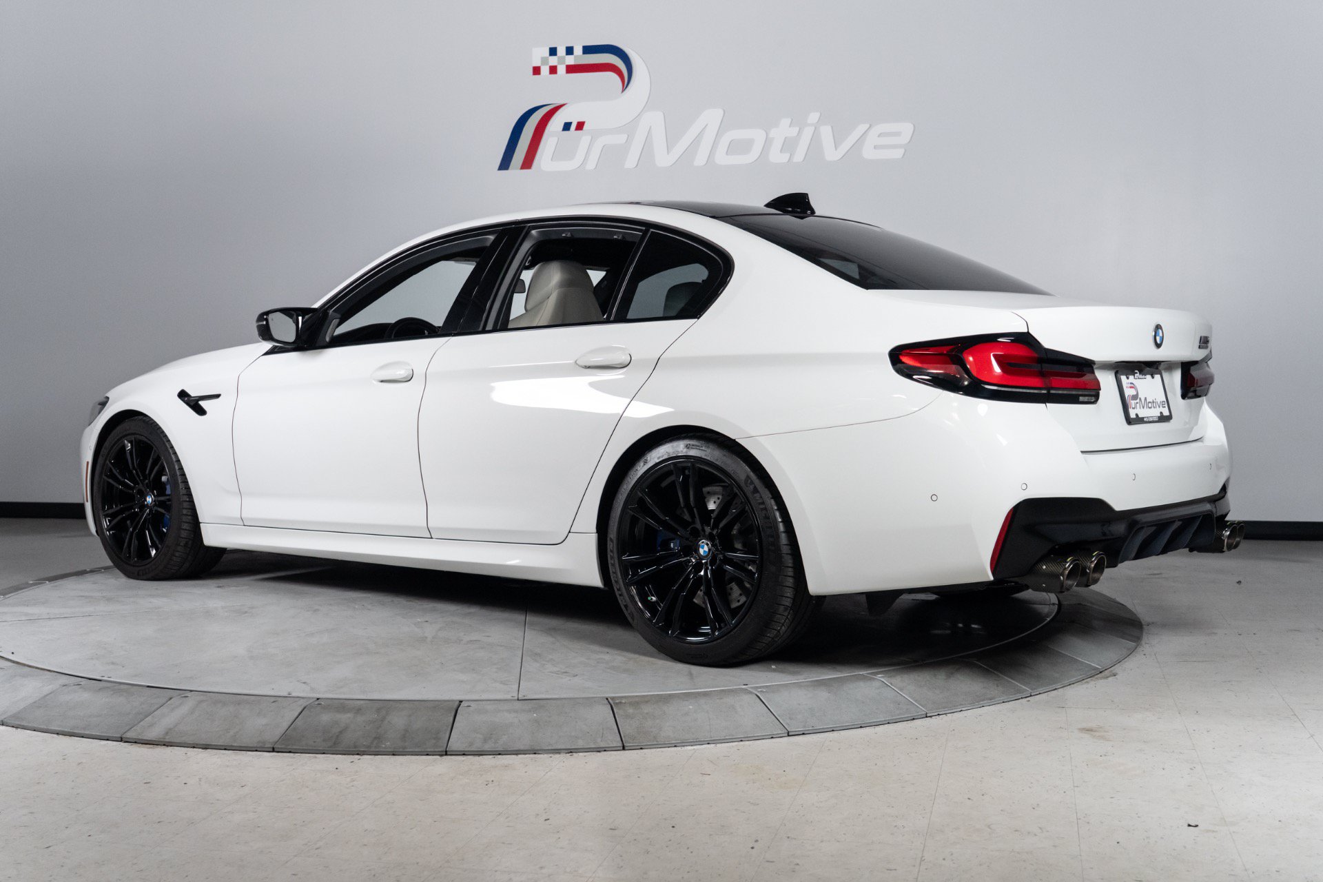 Used 2021 BMW M5 w/ Competition Package AWD/4WD image 5