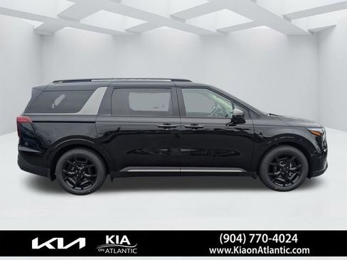 New 2026 Kia Carnival SX Prestige FWD image 3