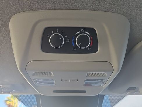Used 2023 Ford Transit 350 XLT RWD image 29