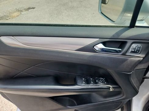 Used 2017 Lincoln MKC Premiere FWD image 6