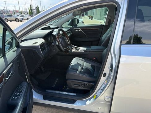 Used 2016 Lexus RX 350 FWD w/ Premium Package image 2