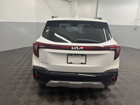 Certified 2024 Kia Seltos S FWD image 7