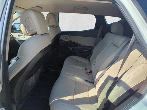 Used 2018 Hyundai Santa Fe Sport 2.0T FWD image 16