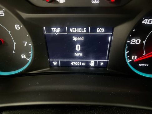 Used 2022 Chevrolet Equinox LS FWD image 13