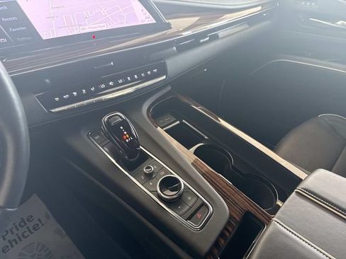 Certified 2023 Cadillac Escalade Premium Luxury w/ Performance Package AWD/4WD image 50