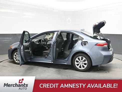 Used 2025 Toyota Corolla LE FWD image 36