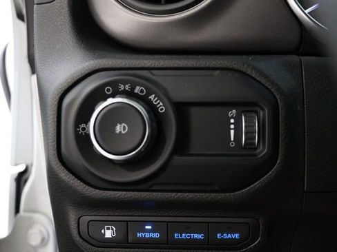 Used 2023 Jeep Wrangler Unlimited w/ 8.4" Radio Group AWD/4WD image 23