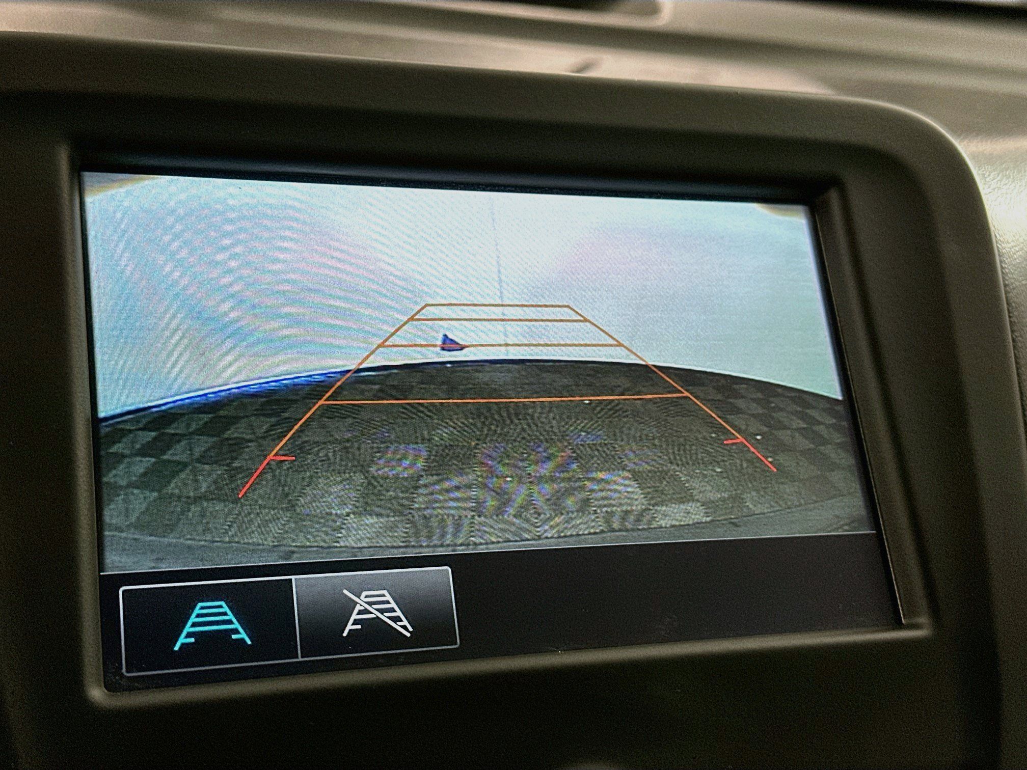 Used 2018 Chevrolet Equinox LS FWD image 21