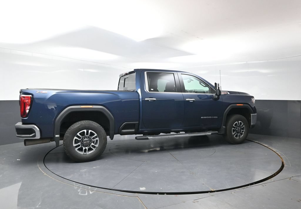 Used 2021 GMC Sierra 2500 SLT w/ SLT Premium Package AWD/4WD image 4