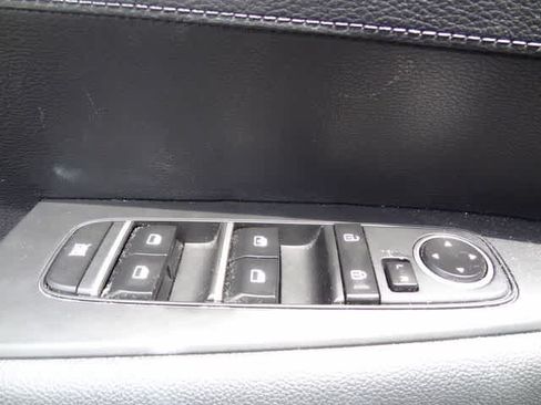 Used 2024 Kia Forte GT-Line w/ GT-Line Premium Package FWD image 9