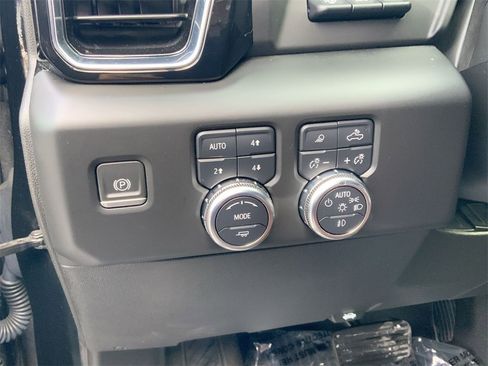 Used 2023 GMC Sierra 1500 Denali Ultimate image 17