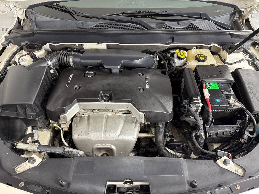 Used 2013 Chevrolet Malibu LT FWD image 21