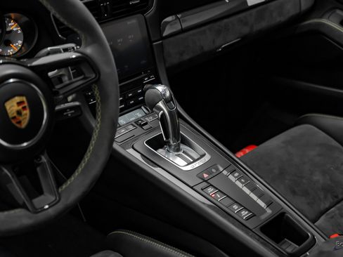 Used 2019 Porsche 911 GT2 RS w/ Weissach Package image 70