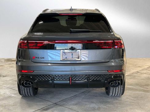 New 2026 Audi RS Q8 performance image 4