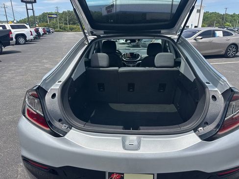 Used 2018 Chevrolet Volt LT FWD image 19