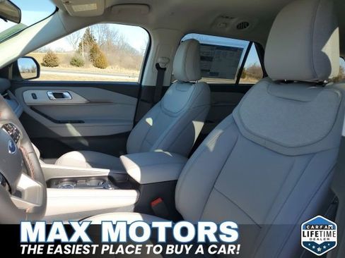New 2026 Ford Explorer Active w/ Active Comfort Package image 19