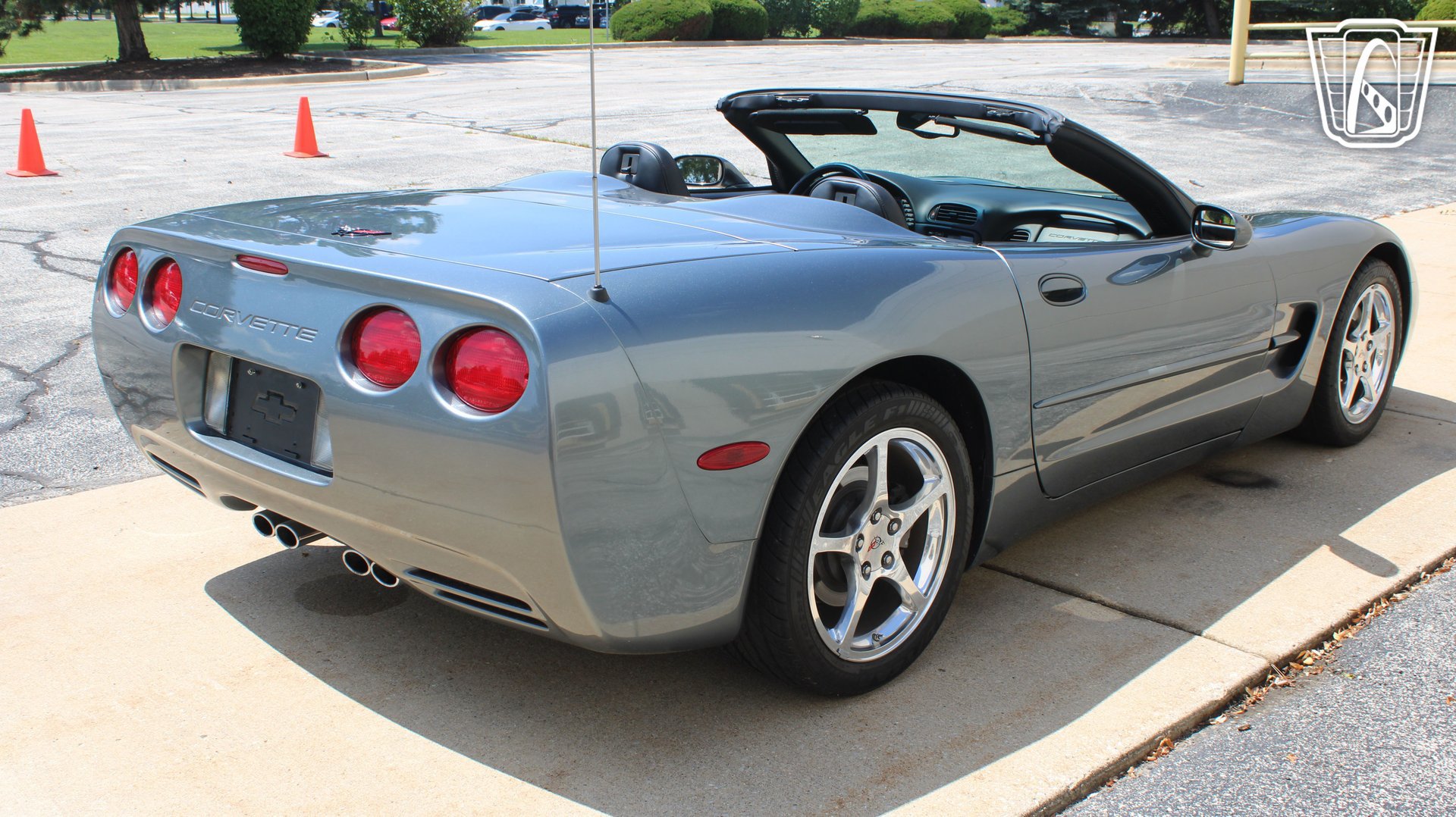 Used 2004 Chevrolet Corvette Convertible w/ Preferred Equipment Group RWD image 4