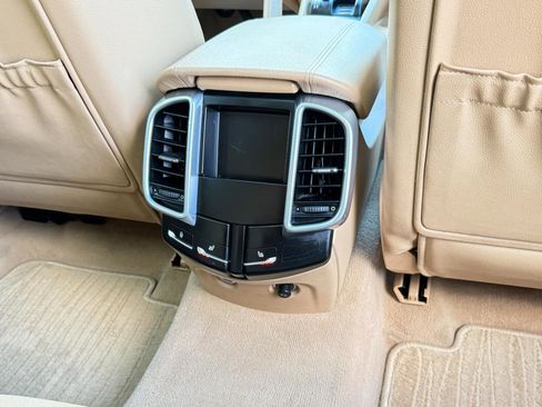 Used 2012 Porsche Cayenne AWD/4WD image 45